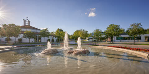 Gemeinde Bad_Griesbach Landkreis Passau Kreisverkehr Brunnen an der Kurallee (Dirschl Johann) Deutschland PA